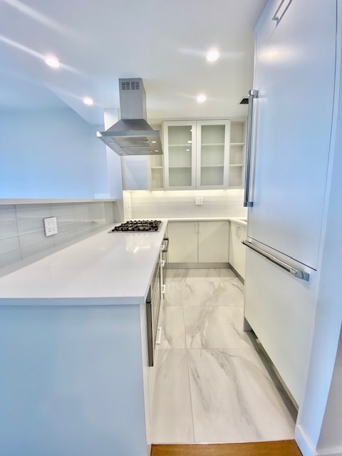 301 West 57th Street - Photo 3