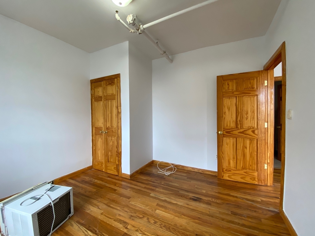 1119 Bergen Street - Photo 4