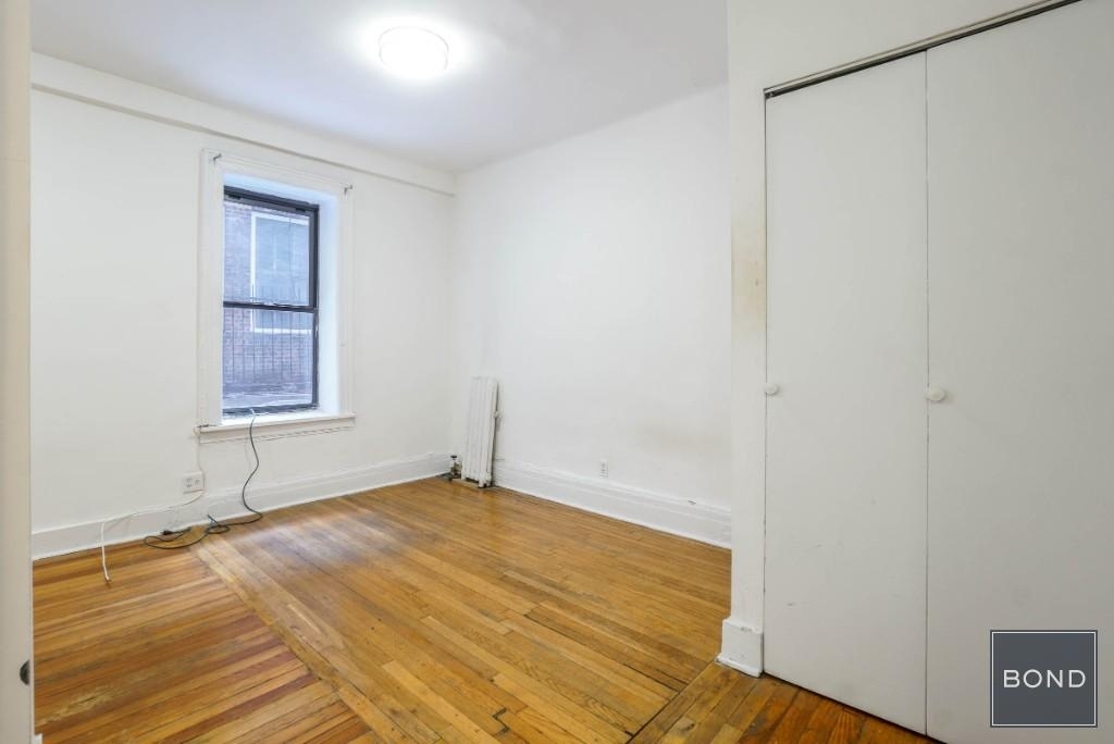 178 East 70th Street - Photo 1