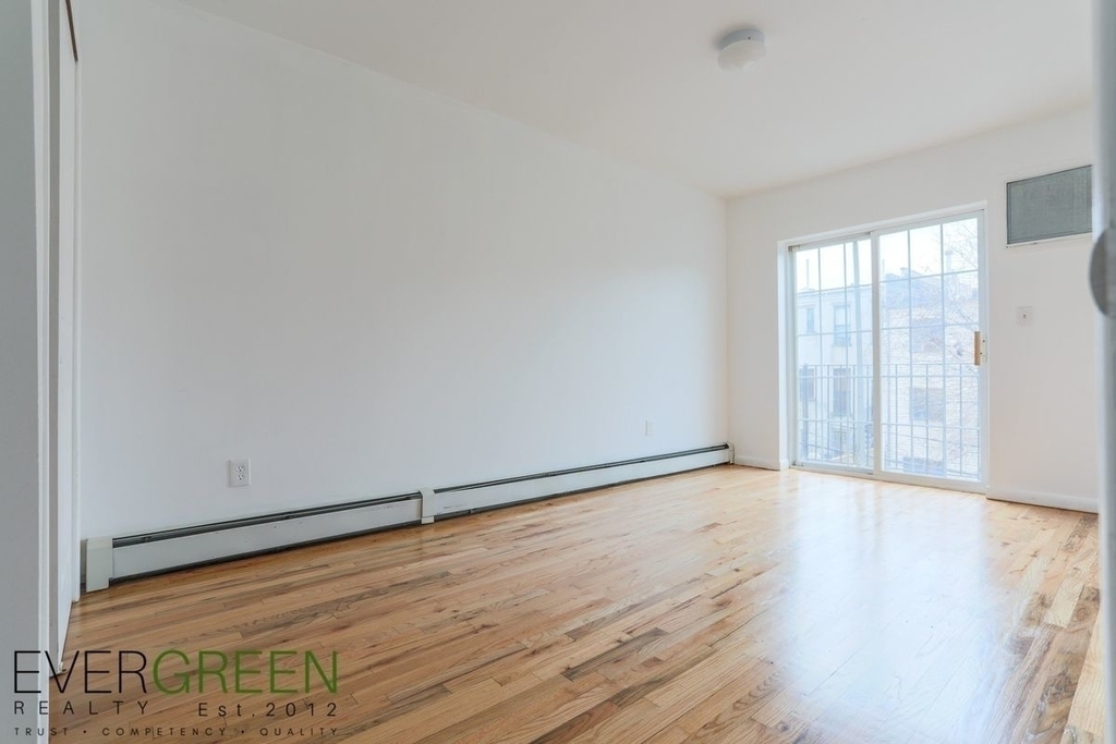 968 Myrtle Avenue - Photo 4