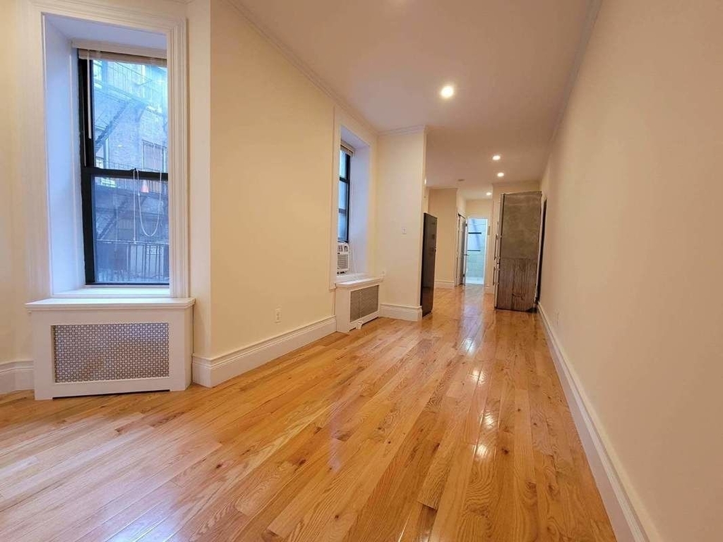 48 Stuyvesant Street - Photo 0