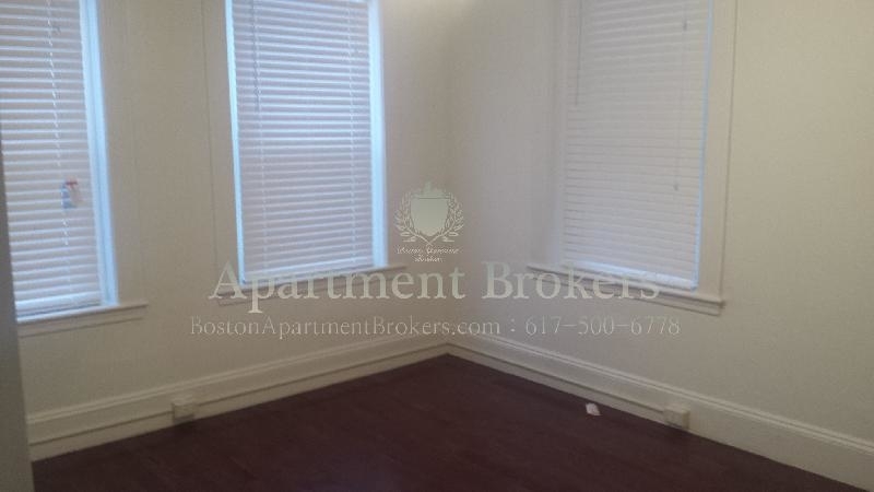 178 Hemenway St. - Photo 4