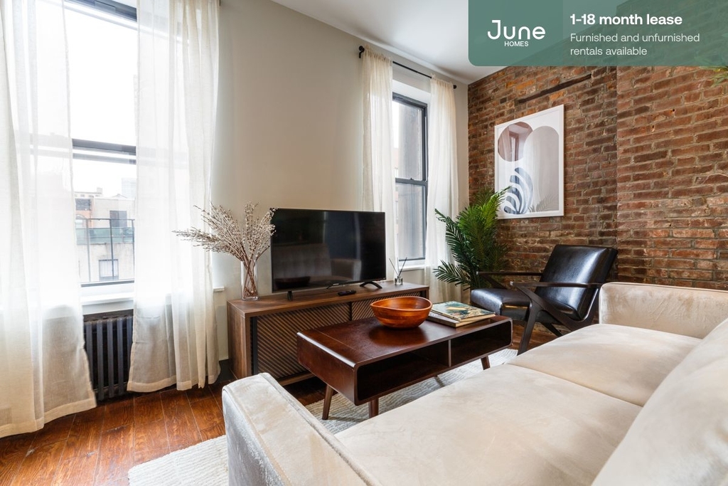 346 West 52nd - Photo 1