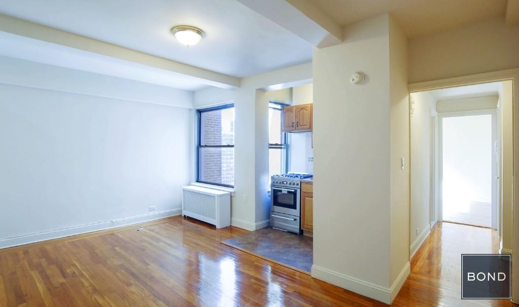 301 East 38th Street - Photo 0