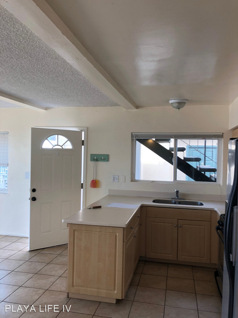 6525 Del Playa - Photo 4