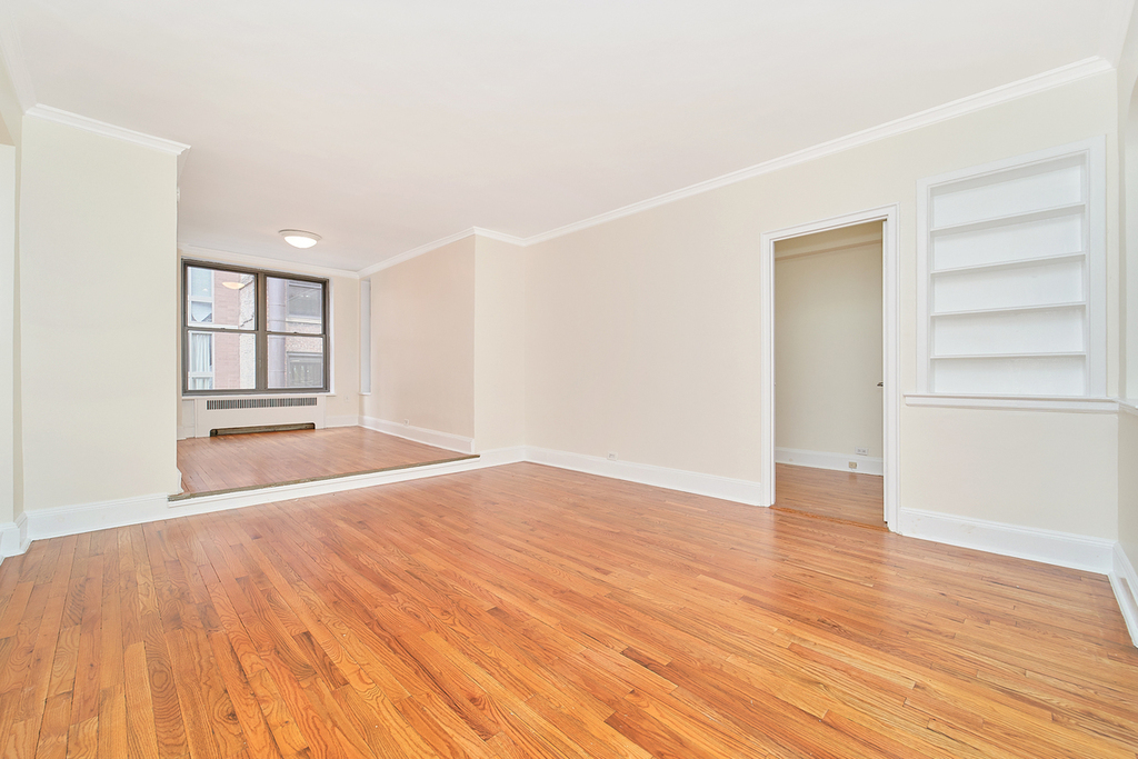 124 East 24th Street - Photo 4