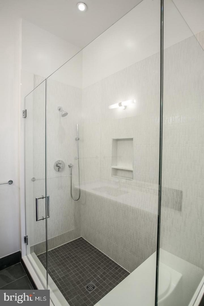 3009 M St Nw #1 - Photo 10