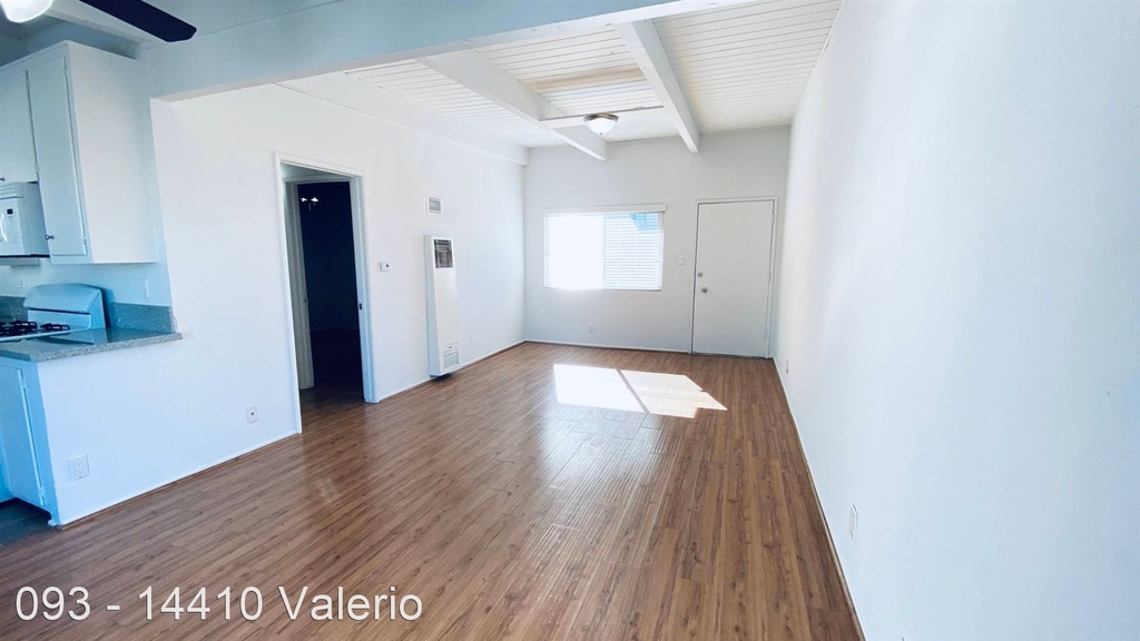 14410 Valerio St. - Photo 9