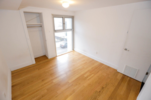 142 Dupont Street - Photo 2