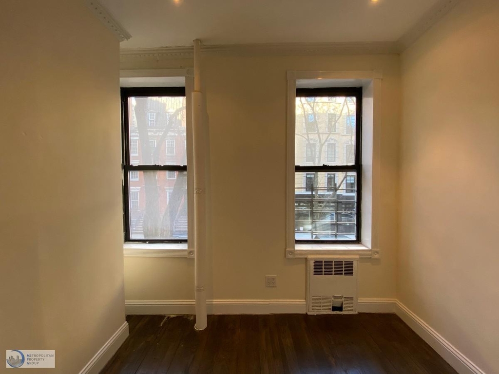 244 East 78th Street - Photo 3