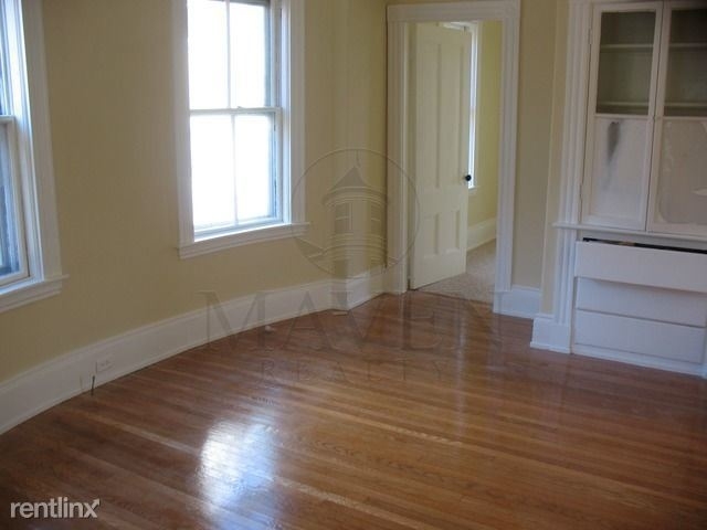 47 Crown St - Photo 3