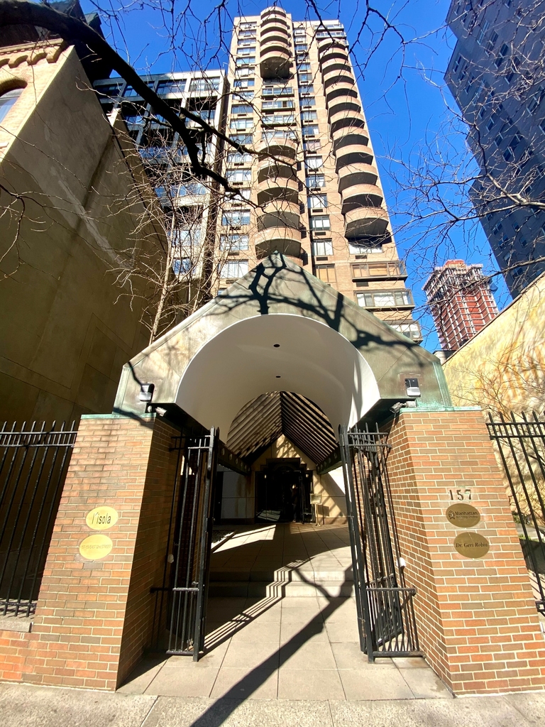 157 East 32nd Street - Photo 6