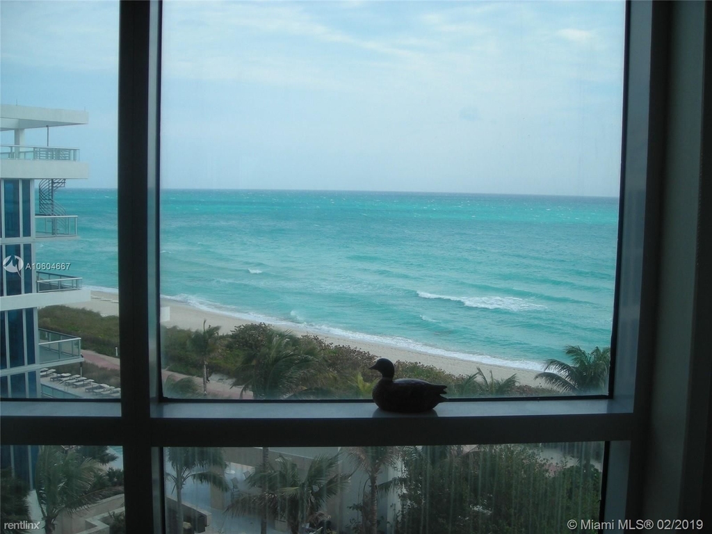 6767 Collins Ave - Photo 4