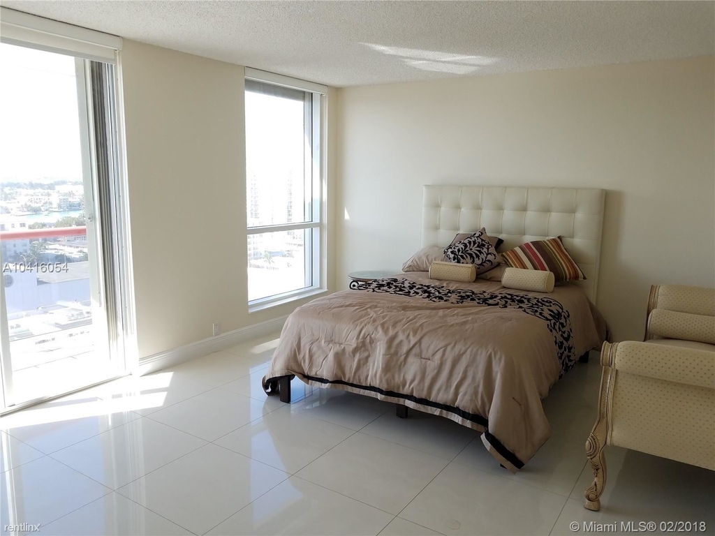 6767 Collins Ave - Photo 3