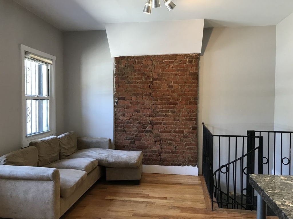 43 Bushwick Avenue - Photo 3