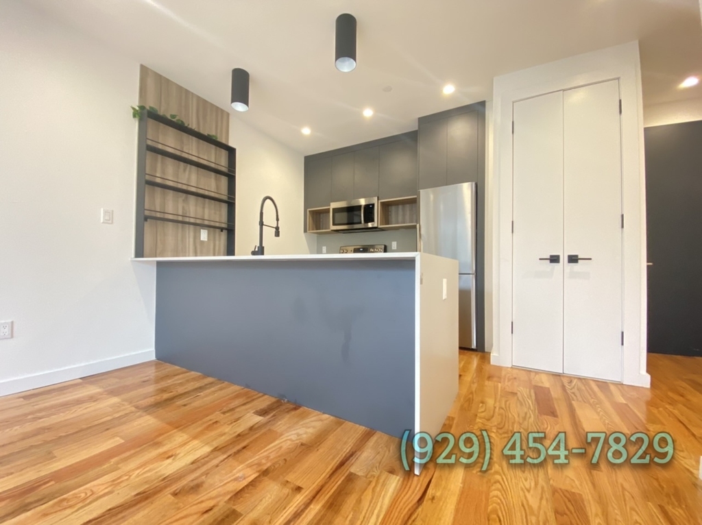 625 Halsey Street - Photo 1