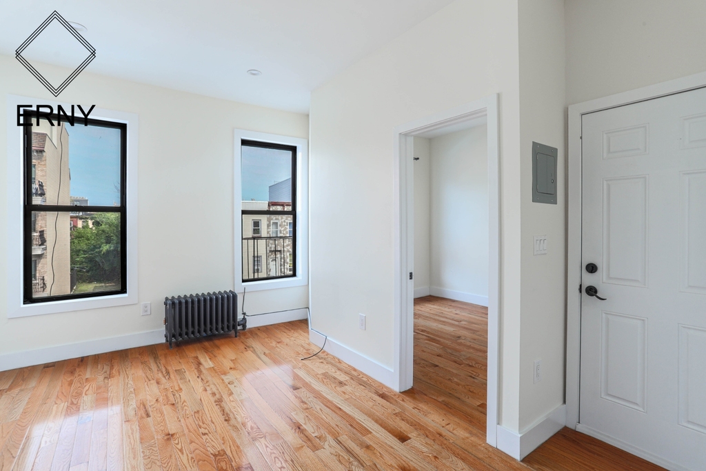 1130 Lafayette Avenue - Photo 1