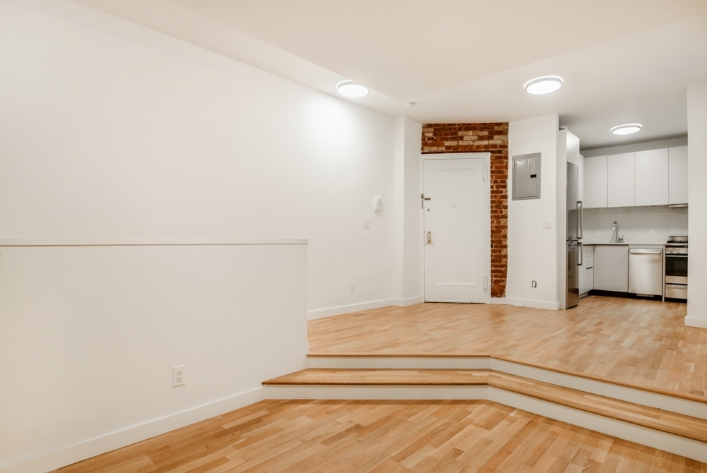 Amazing apartment in Crown Heights, (Albany Ave / Troy Ave) - Photo 1