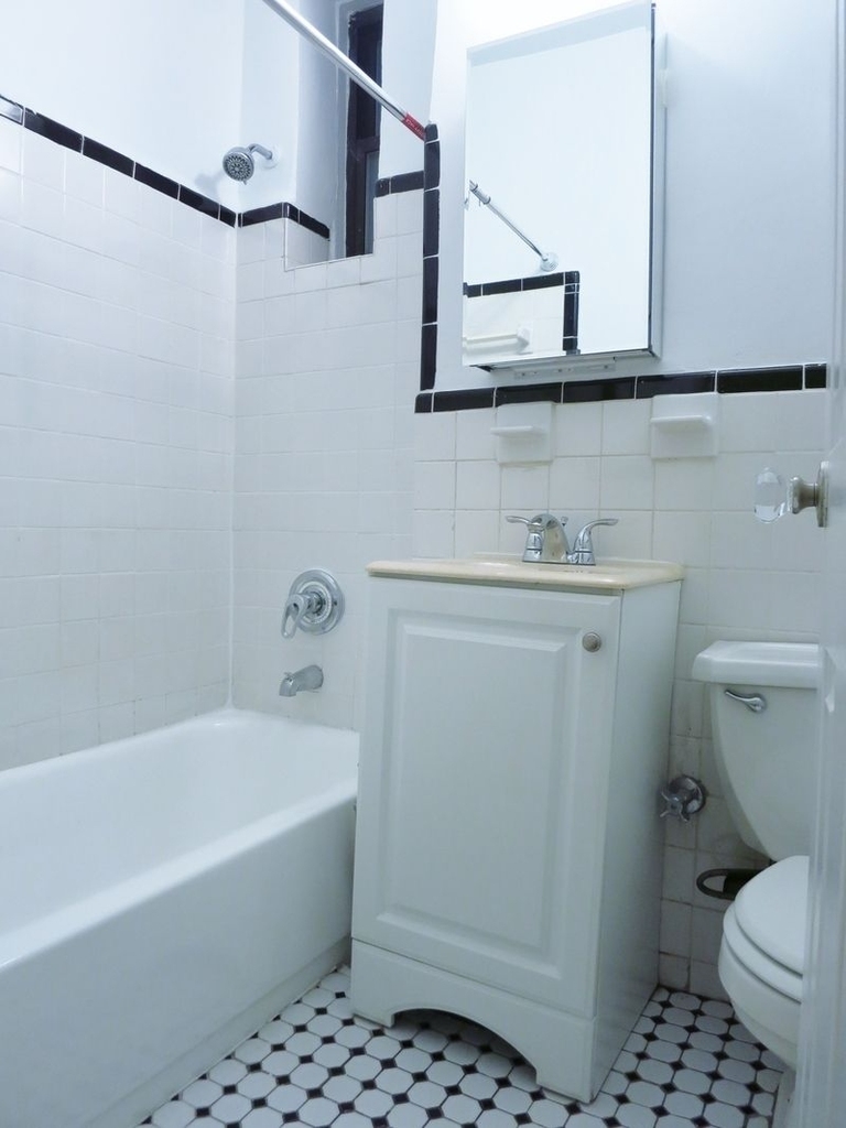 436 East 89th Street - Photo 7