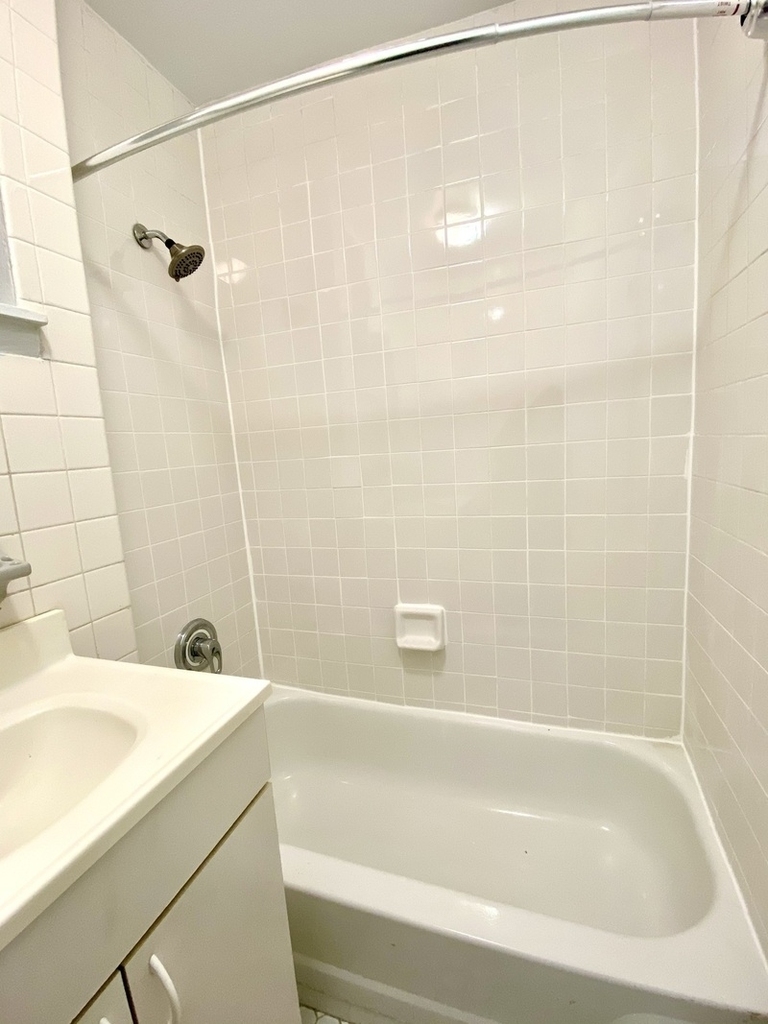 427 East 83rd Street - Photo 5