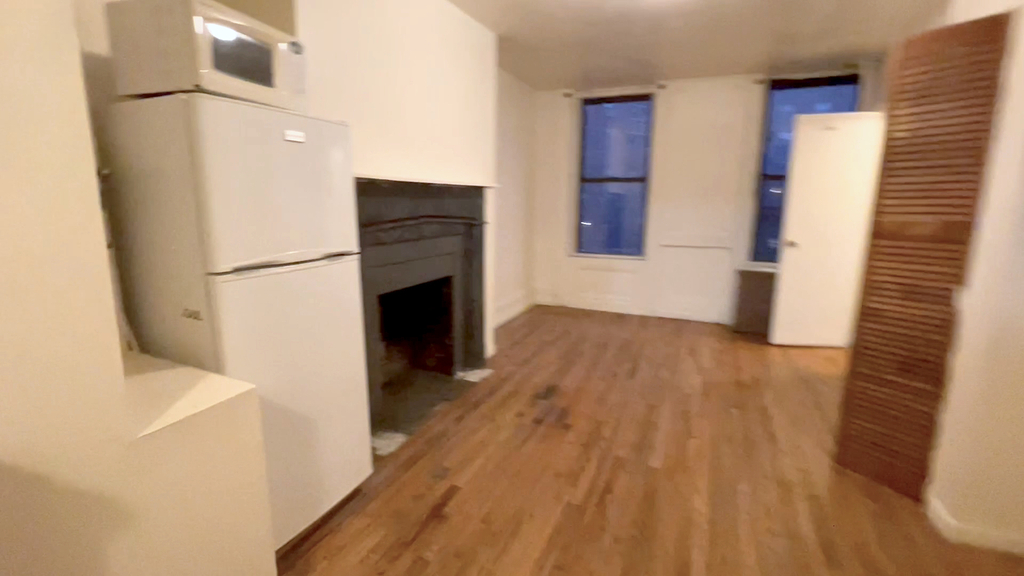 2nd Street - !RENTED - Photo 1