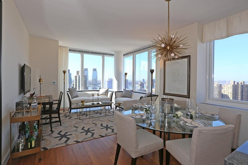 160 West 62nd Street - Photo 0