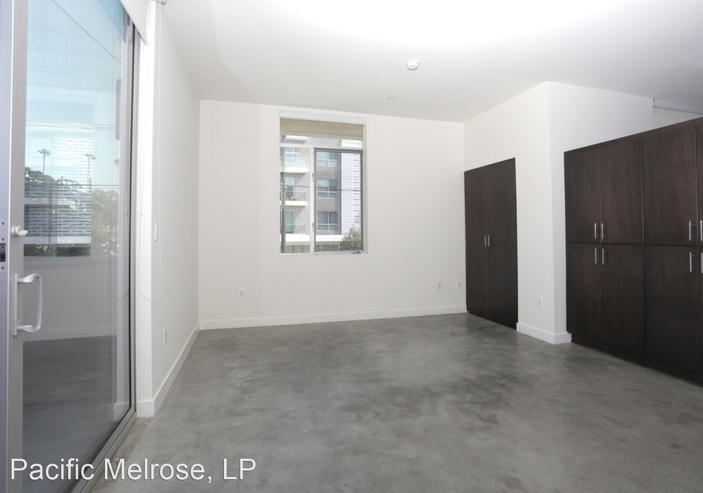 5700 Melrose Avenue - Photo 4