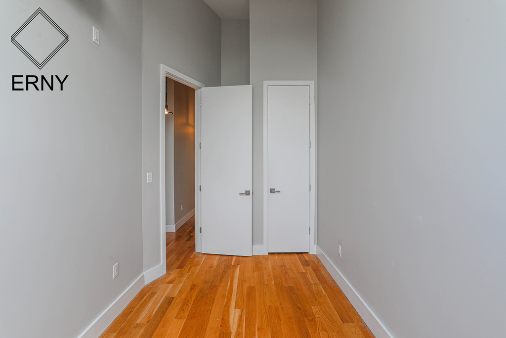 97 Wilson Avenue - Photo 5