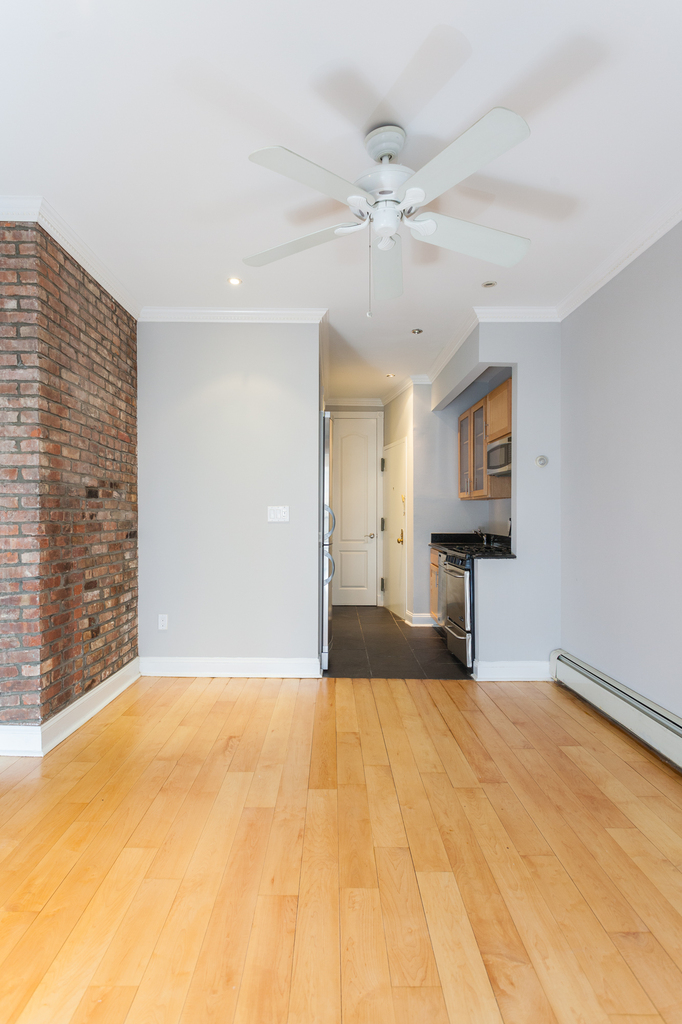 42 Avenue B, #5 - Photo 4