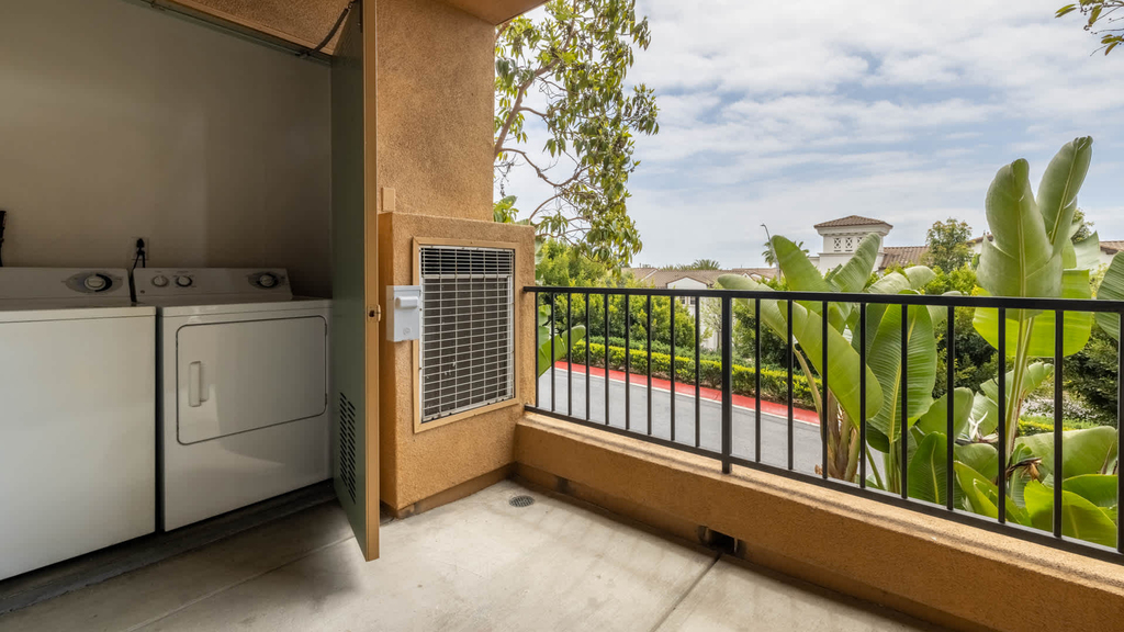 3801 E Pacific Coast Hwy - Photo 28