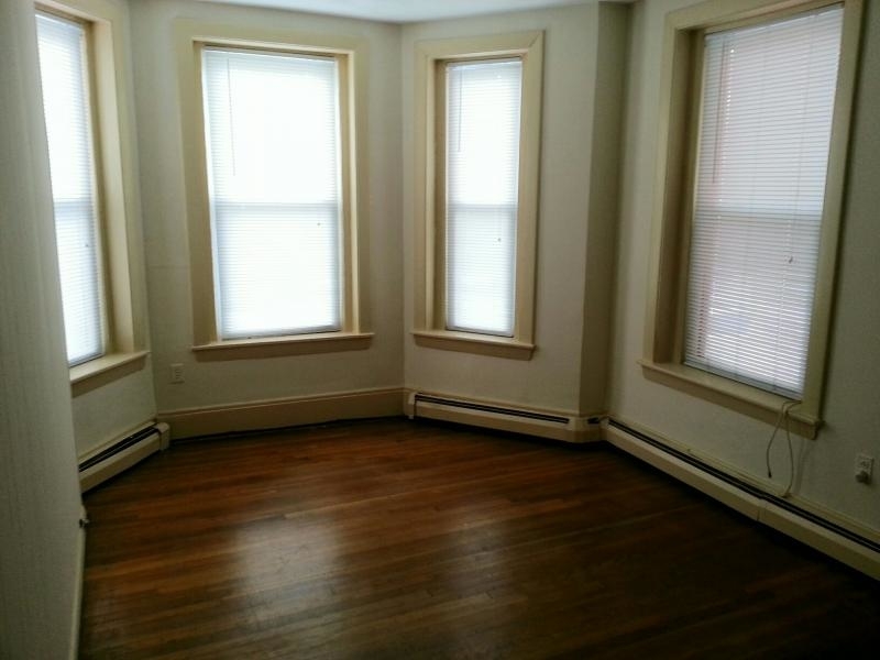 1469 Tremont St. - Photo 4