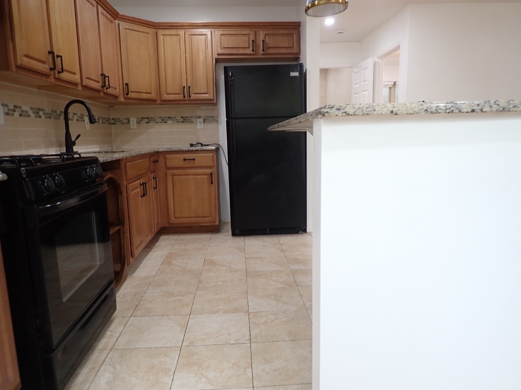 334 Saratoga Avenue - Photo 10