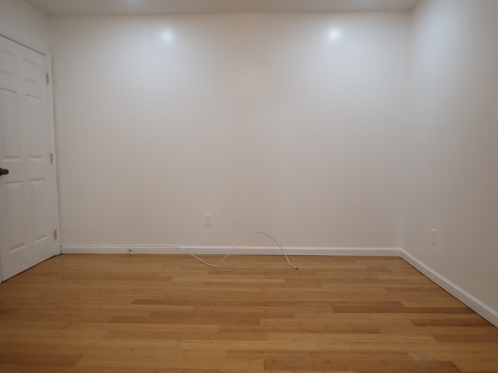 334 Saratoga Avenue - Photo 5