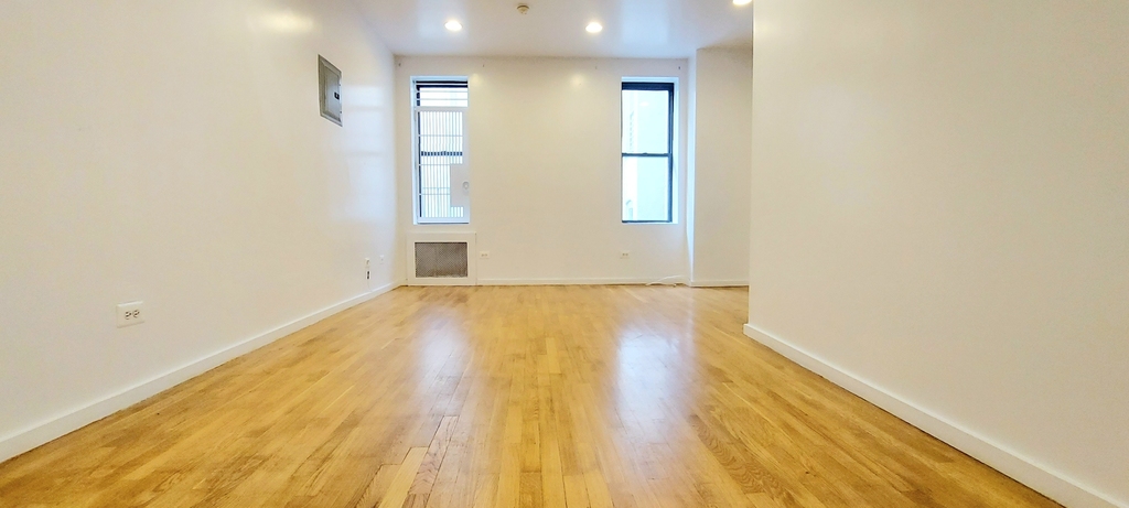 500 West 148th Street - Photo 3