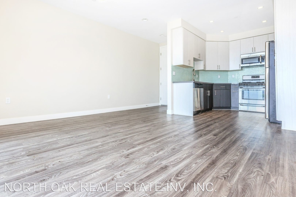 11055 Cumpston St. - Photo 1