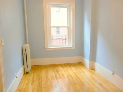 875 Beacon St - Photo 3