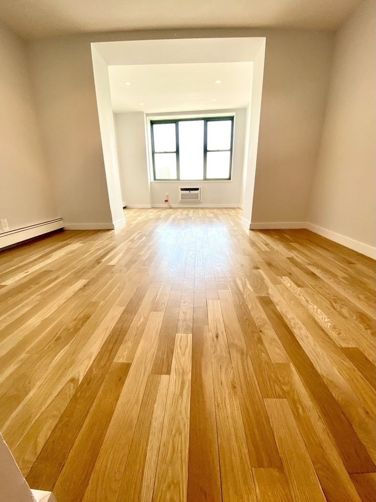 555 East 78th Street - Photo 1