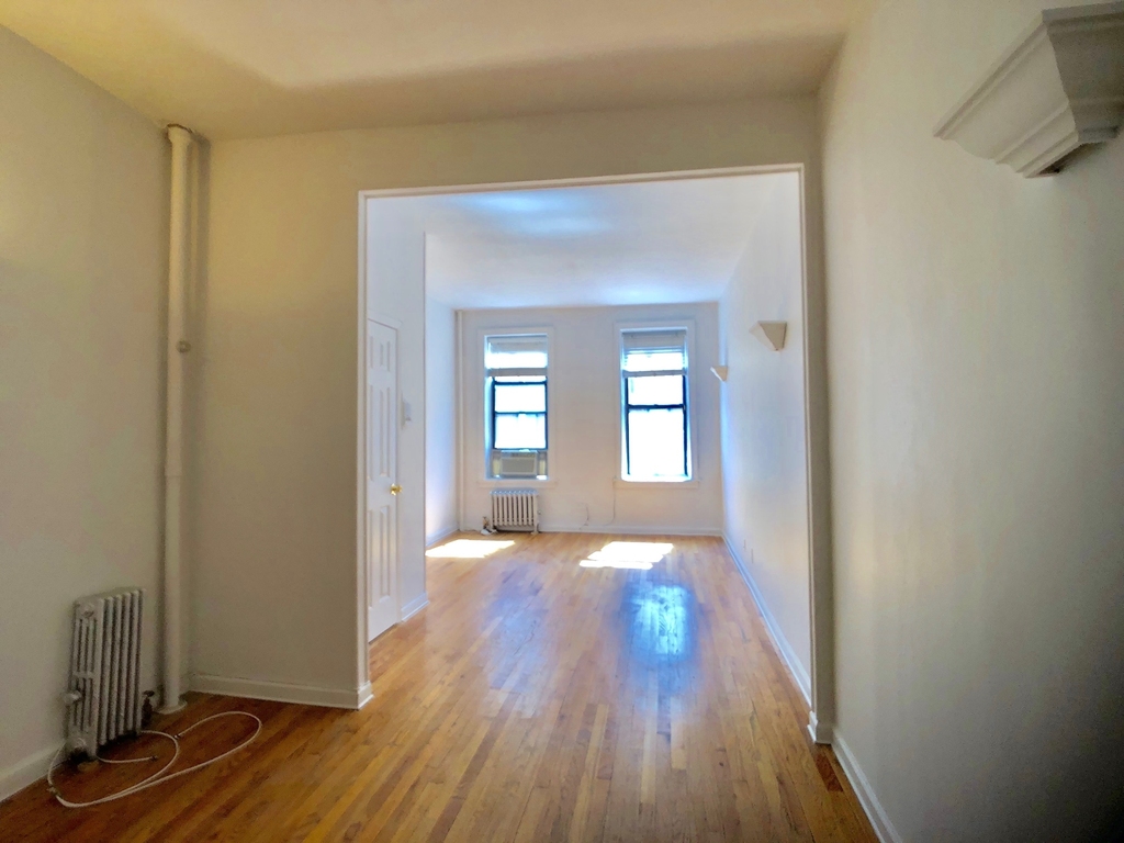 186 East 2nd Street - Photo 2