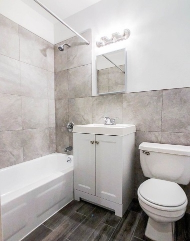 218 East 70th Street - Photo 4