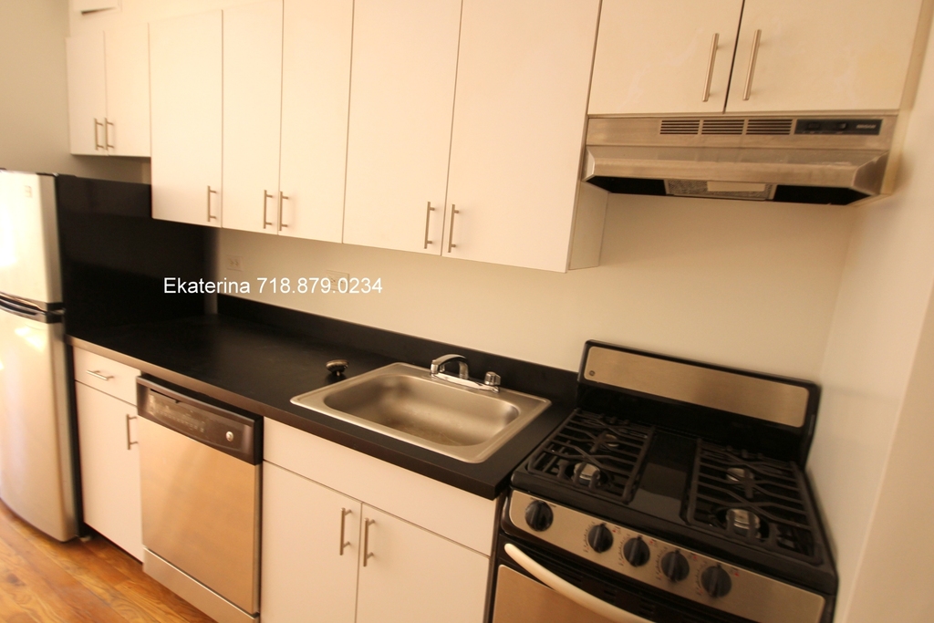 220 East 89th Street - Photo 0