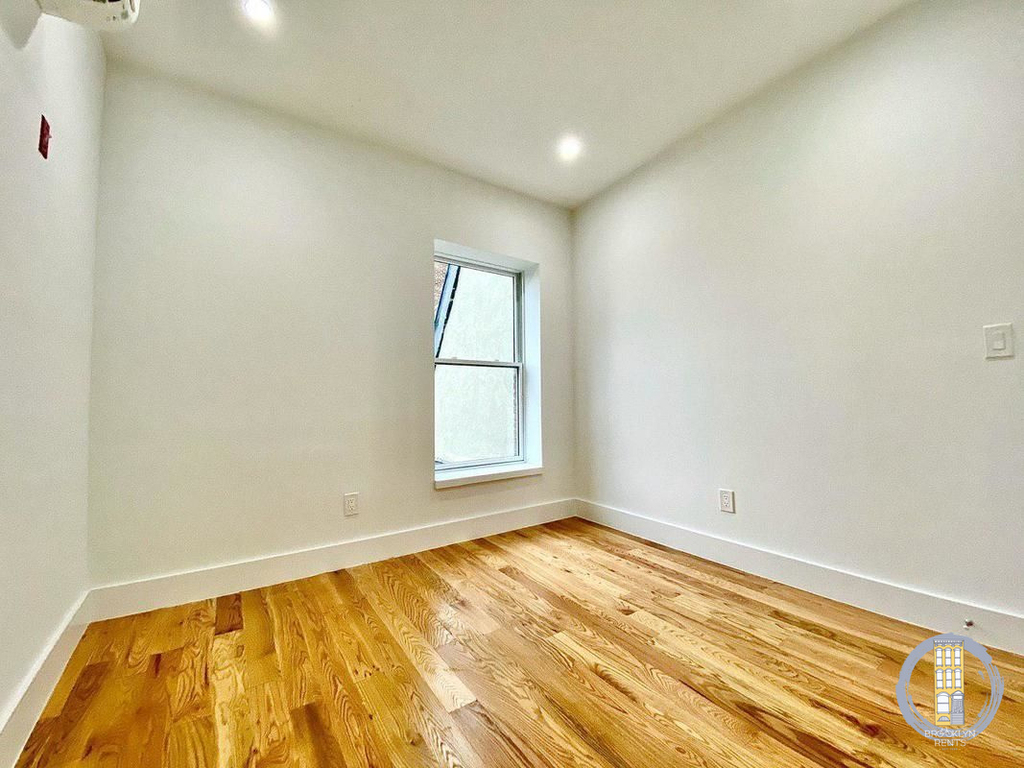 378 Nostrand Avenue - Photo 6