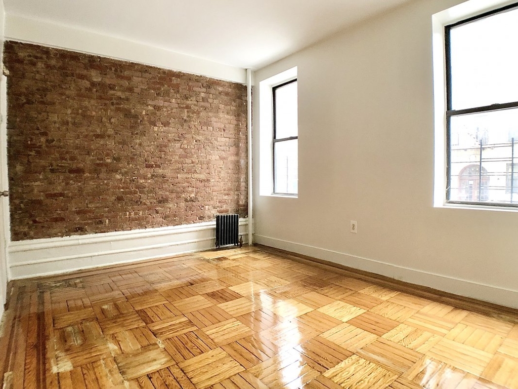 555 West 151st Street - Photo 1