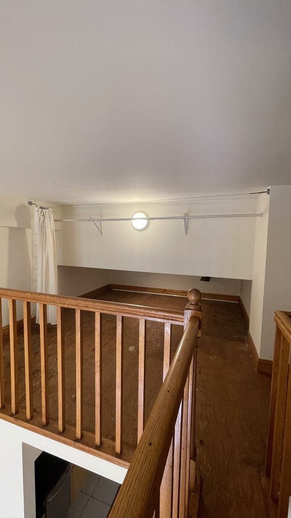 Spacious 1 bed duplex for rent West 75th Street No fee  - Photo 8