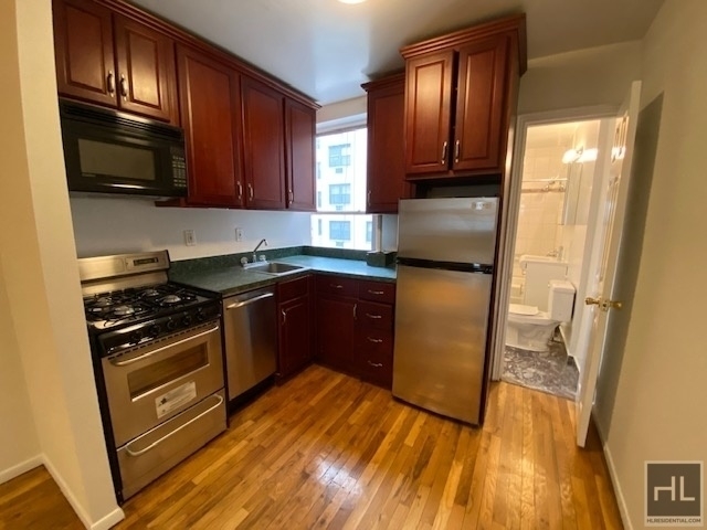 444 West 58 Street - Photo 1