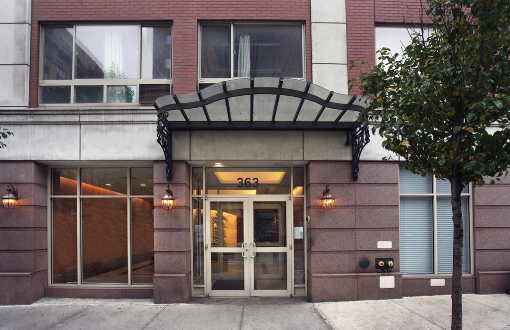 363 West 30th Street - Photo 5