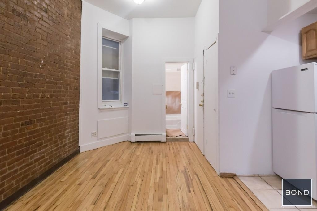 308 East 93rd Street - Photo 5