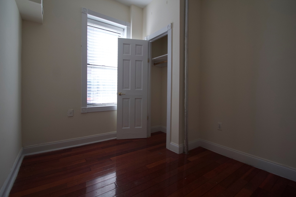 935 St Nicholas Avenue - Photo 4