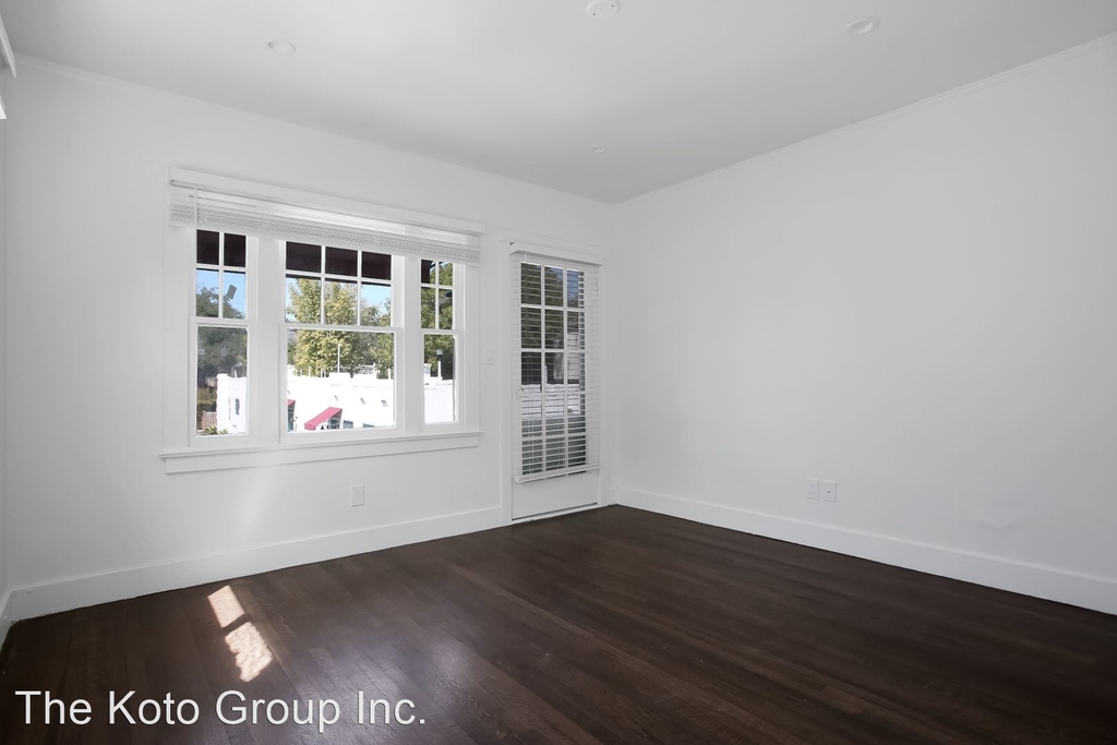 221 W. Micheltorena Street - Photo 1