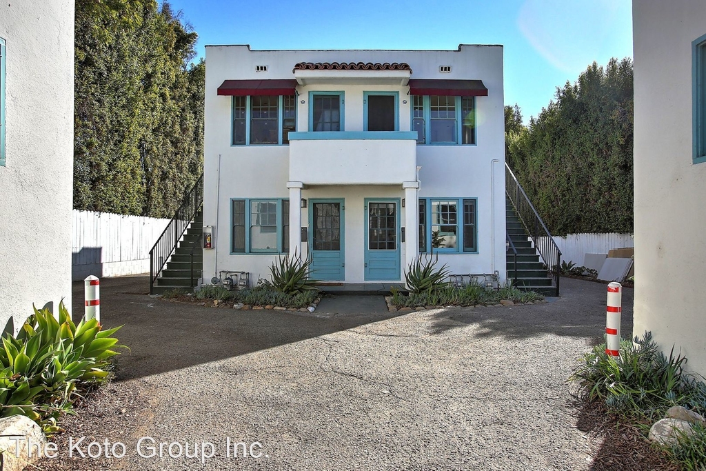 221 W. Micheltorena Street - Photo 0