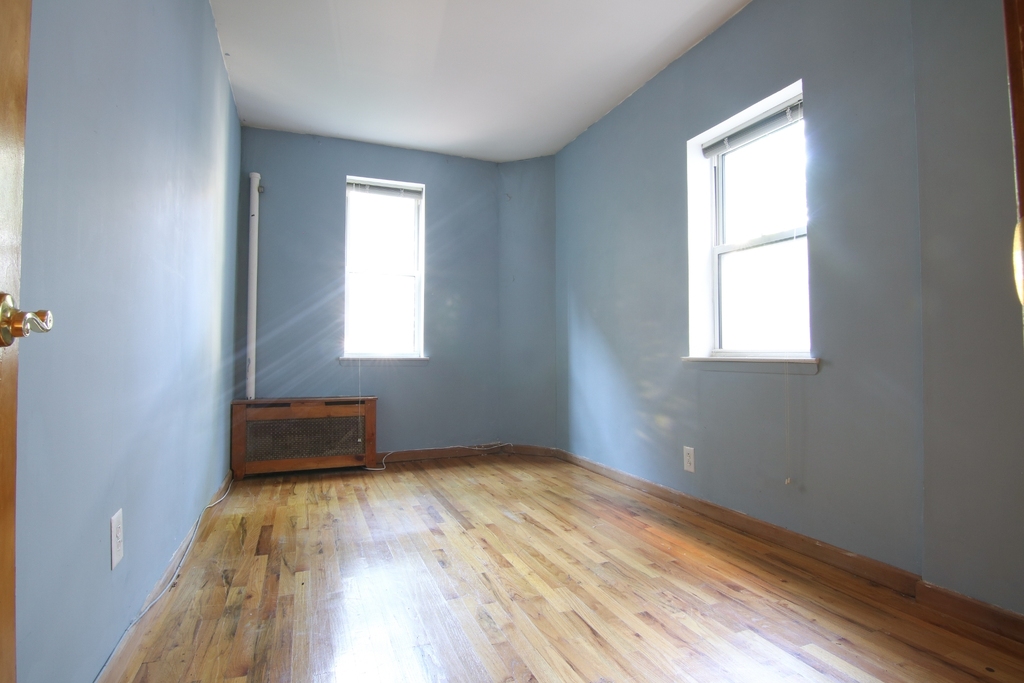 319 West 106th Street - Photo 5